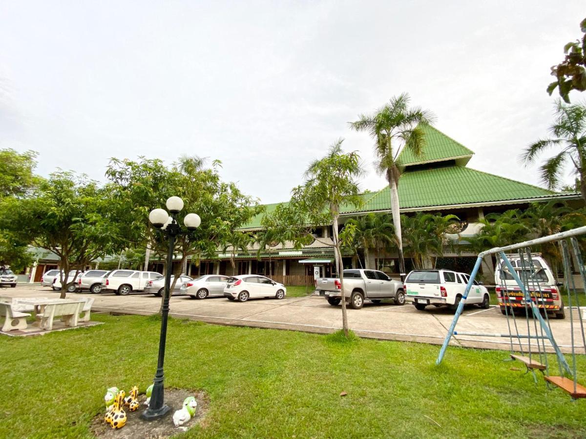 Phuphan Park Hotel Sakon Nakhon Exteriér fotografie